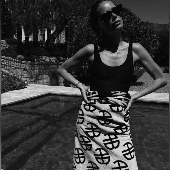 NWT Anine Bing Bahia Towel in Beige Monogram Print